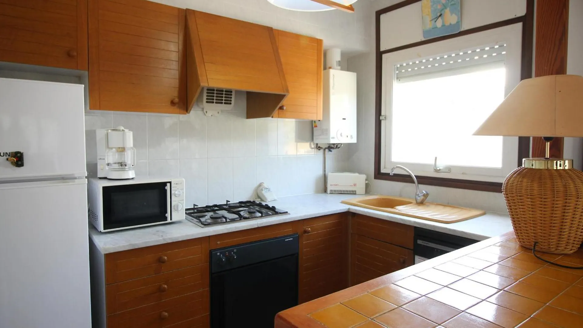 Cap Ras V 1-1 Apartamento Con Vistas Al Mar, A Tan Solo 50M De La Playa. - Es-228-164 Llança Espanha