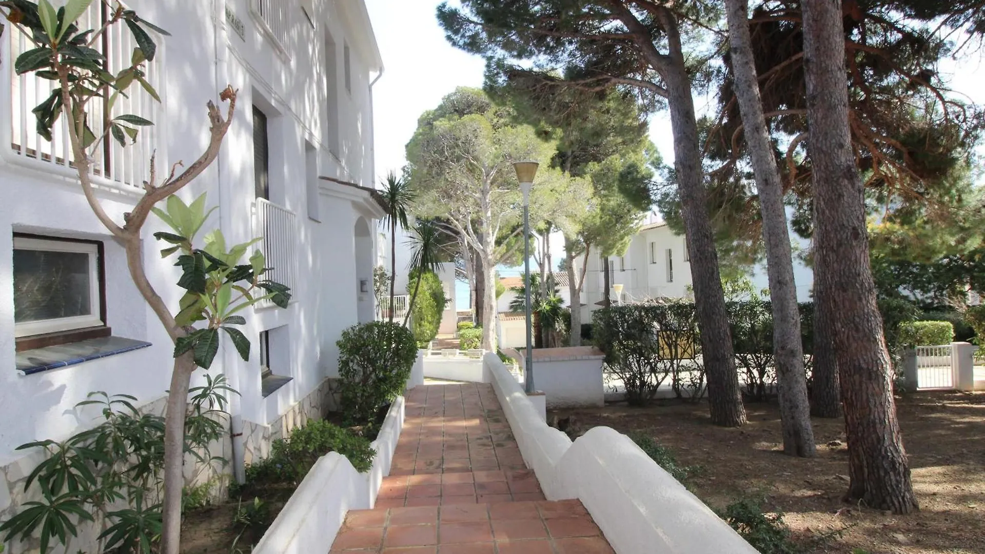 Cap Ras V 1-1 Apartamento Con Vistas Al Mar, A Tan Solo 50M De La Playa. - Es-228-164 Llança