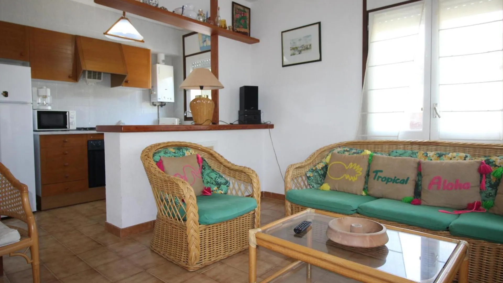 Cap Ras V 1-1 Apartamento Con Vistas Al Mar, A Tan Solo 50M De La Playa. - Es-228-164 Llança