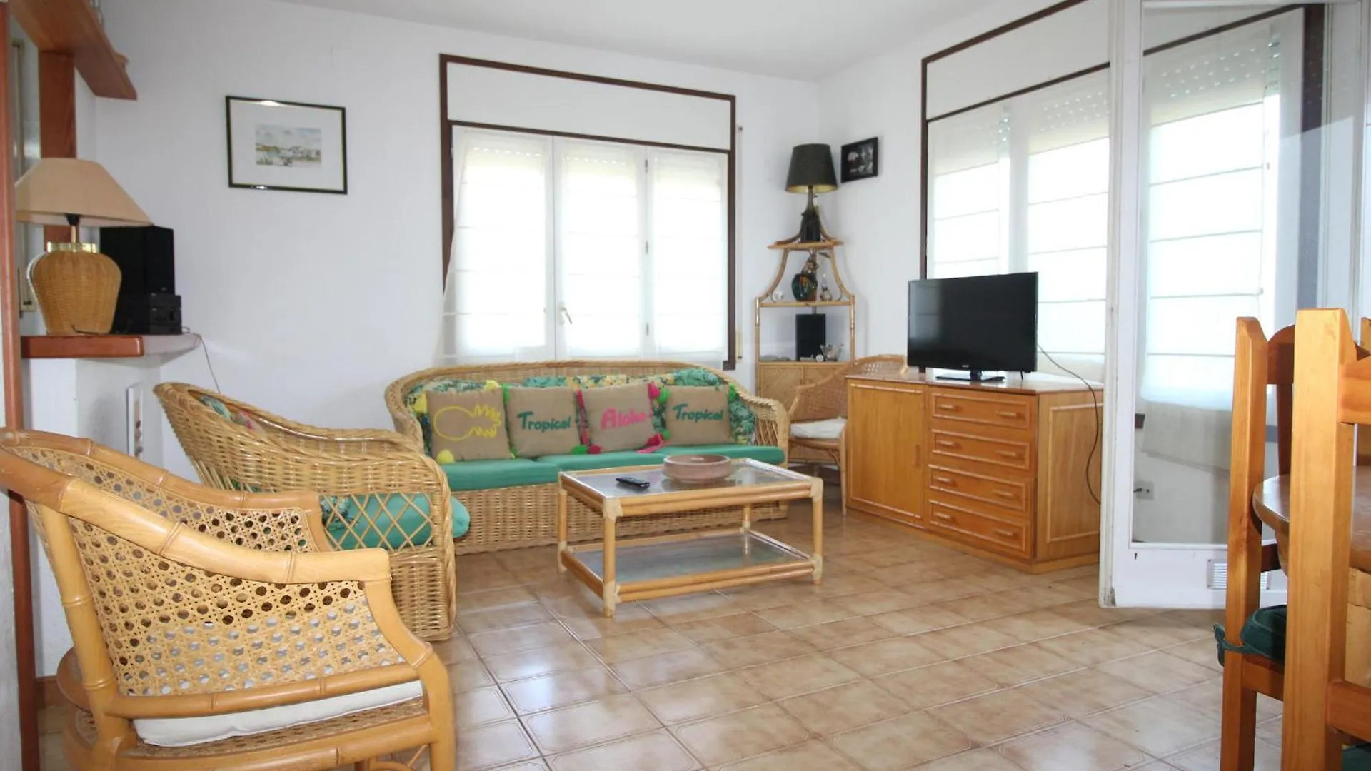 Cap Ras V 1-1 Apartamento Con Vistas Al Mar, A Tan Solo 50M De La Playa. - Es-228-164 Llança 0*,  Espanha